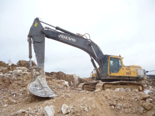 экскаватор гусеничный Volvo  EC460BLC купить в компании Рабочие Машины