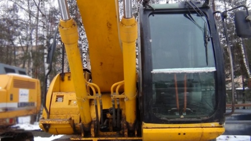 Гусеничный экскаватор JCB JS 220,2007 купить в компании Рабочие Машины