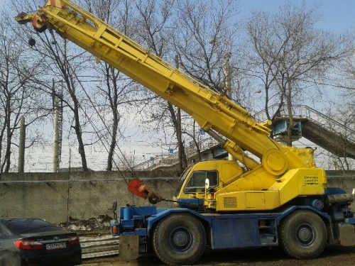 Самоходный кран Kobelco RK250-5 2010 г купить в компании Рабочие Машины
