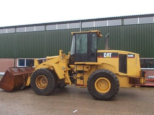 Фронтальный погрузчик Caterpillar 938G II купить в компании Рабочие Машины