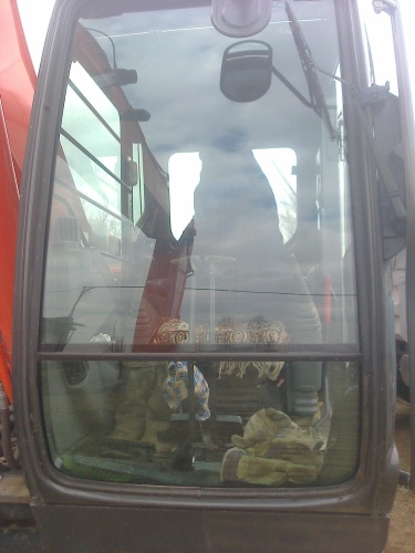 Гусеничный экскаватор HITACHI ZX240-3 купить в компании Рабочие Машины