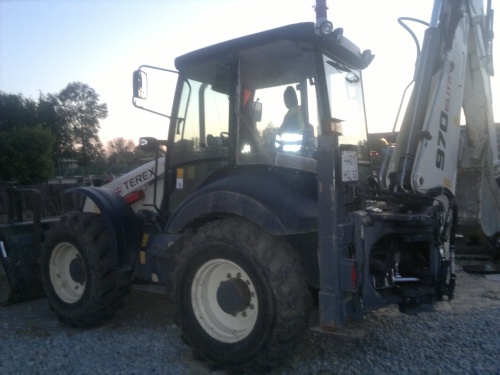 экскаватор-погрузчик TEREX 970 купить в компании Рабочие Машины