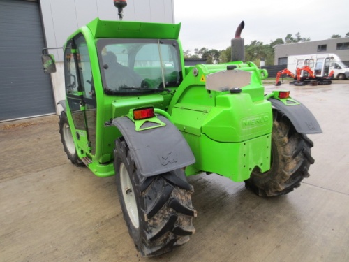 Телескопический погрузчик Merlo P 32.6 L купить в компании Рабочие Машины