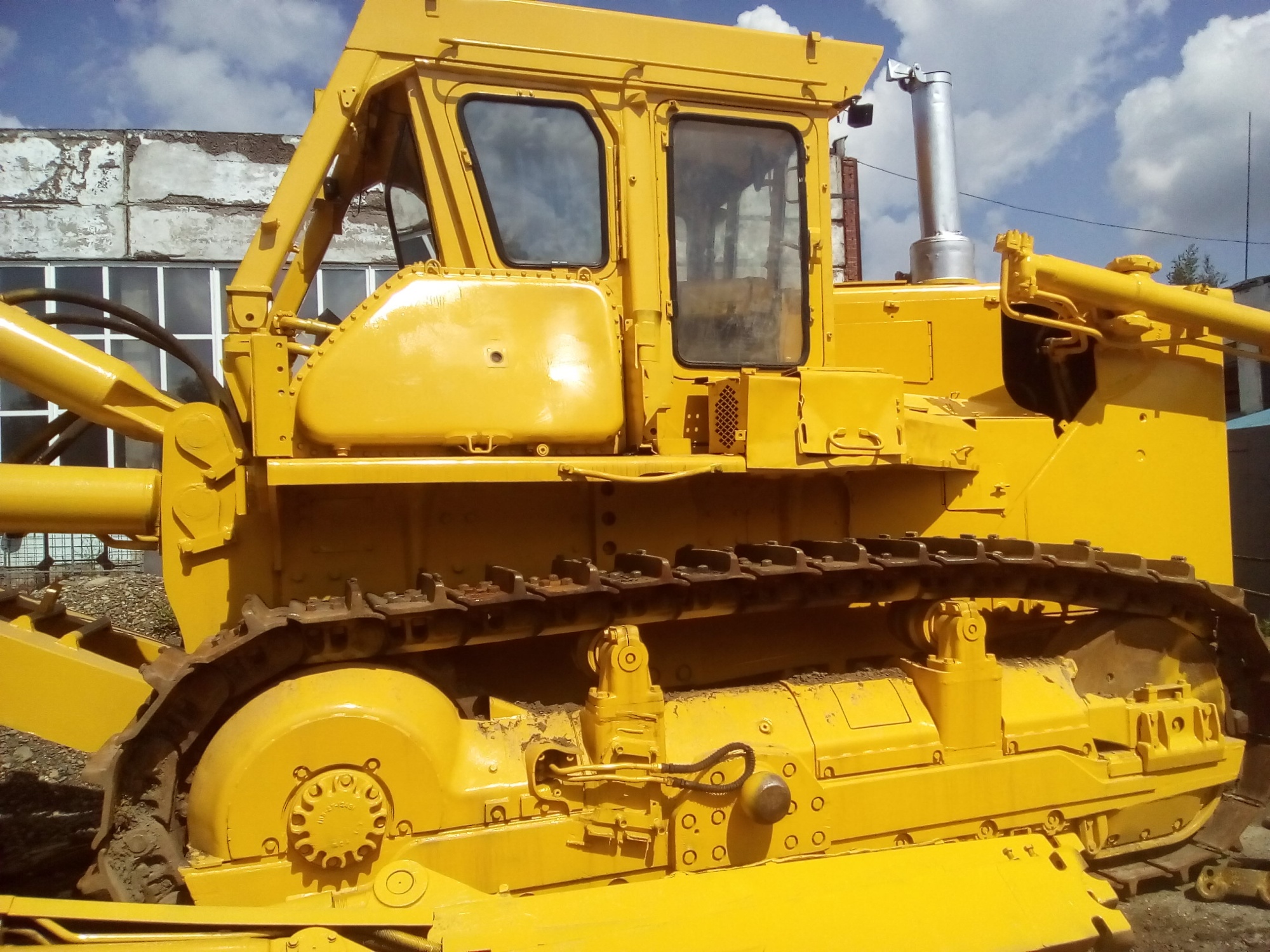 Бульдозер KOMATSU D355A купить в компании Рабочие Машины