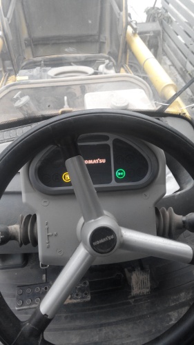 Экскаватор погрузчик Komatsu WB93R-5 купить в компании Рабочие Машины