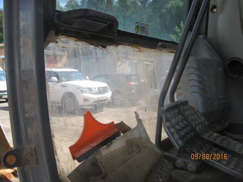 Гусеничный экскаватор HITACHI ZAXIS 240LC-3 купить в компании Рабочие Машины