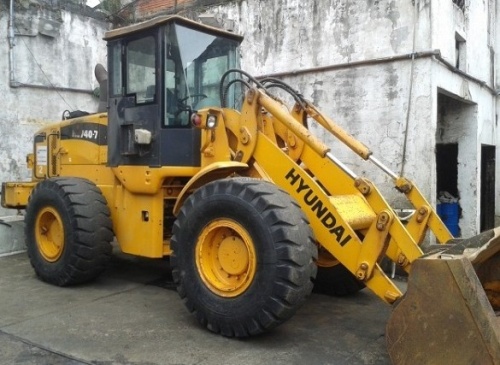 Фронтальный погрузчик Hyundai 740-7