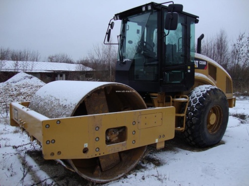 каток Caterpillar CS56B купить в компании Рабочие Машины