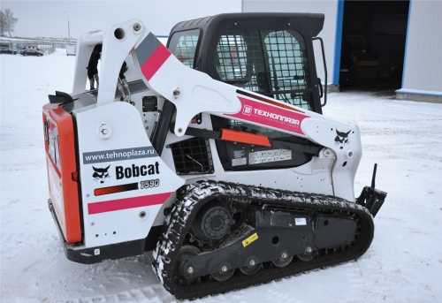Мини - погрузчик гусеничный BOBCAT T 590 купить в компании Рабочие Машины