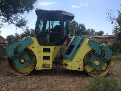Каток (Гладковальцовый) AMMANN AV 110X купить в компании Рабочие Машины