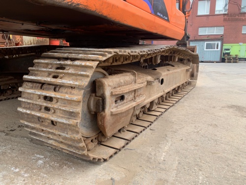Экскаватор гусеничный DOOSAN 340LC купить в компании Рабочие Машины