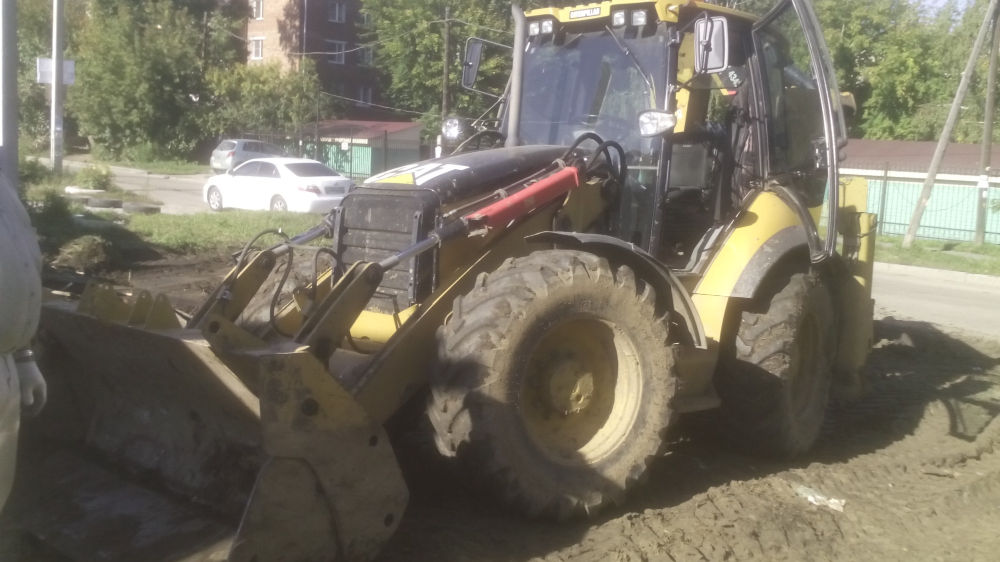 Экскаватор - погрузчик CATERPILLAR 434E купить в компании Рабочие Машины