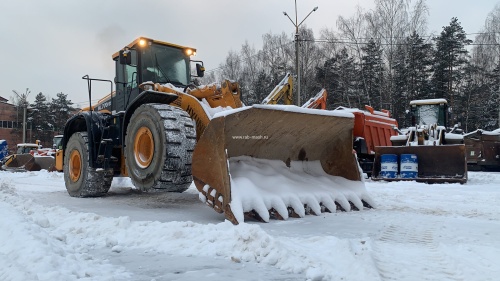 Фронтальный погрузчик Hyundai 770 купить в компании Рабочие Машины
