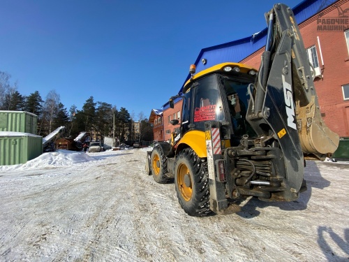 Экскаватор-погрузчик MST M644Plus купить в компании Рабочие Машины