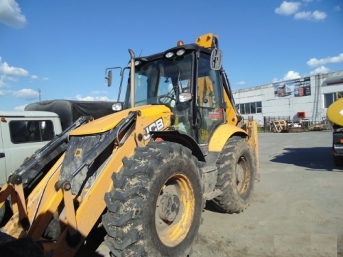 Экскаватор - погрузчик JCB 5CX купить в компании Рабочие Машины