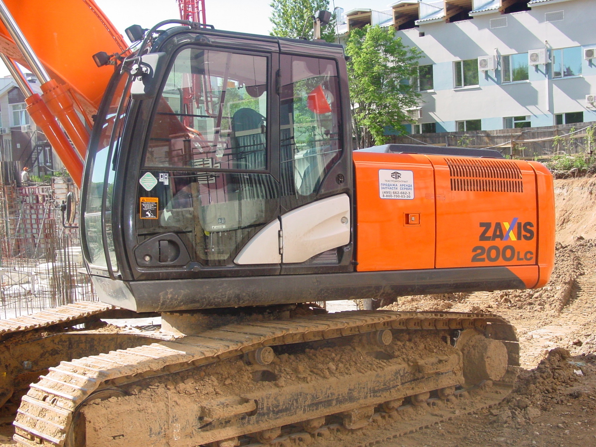 гусеничный экскаватор Hitachi  ZX 200-LC5G купить в компании Рабочие Машины