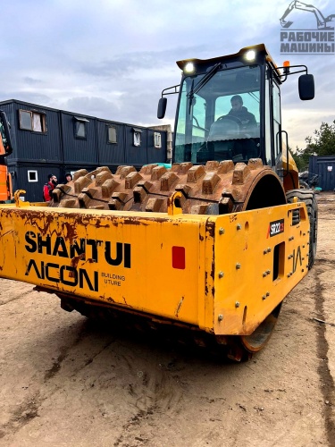 5175. Каток дорожный SHANTUI SR22-C5 купить в компании Рабочие Машины