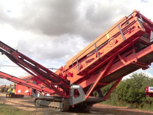 Грохот мобильный Sandvik QA450 купить в компании Рабочие Машины