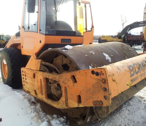 Каток (Гладковальцовый)BOMAG BW 213DH-4 2007 гв купить в компании Рабочие Машины