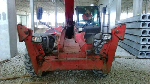 Телескопический погрузчик MANITOU MT 1840 купить в компании Рабочие Машины