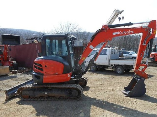 Мини-экскаватор KUBOTA U48-4 купить в компании Рабочие Машины