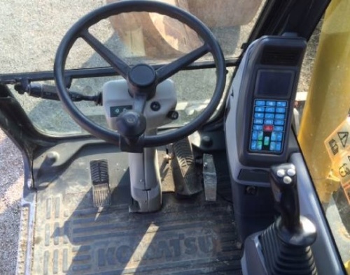 Колесный экскаватор Komatsu PW 160ES-7K купить в компании Рабочие Машины