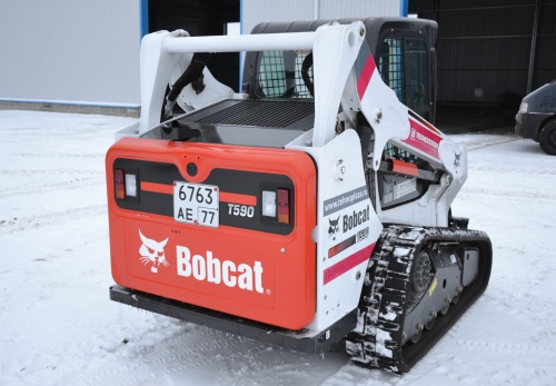 Мини - погрузчик гусеничный BOBCAT T 590 купить в компании Рабочие Машины