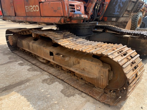 Гусеничный экскаватор Hitachi EX200 купить в компании Рабочие Машины