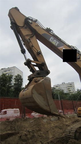 Гусеничный экскаватор CATERPILLAR 323D LN купить в компании Рабочие Машины