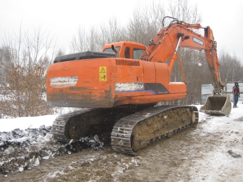 Гусеничный экскаватор DOOSAN / DAEWOO SOLAR 225NLCV купить в компании Рабочие Машины