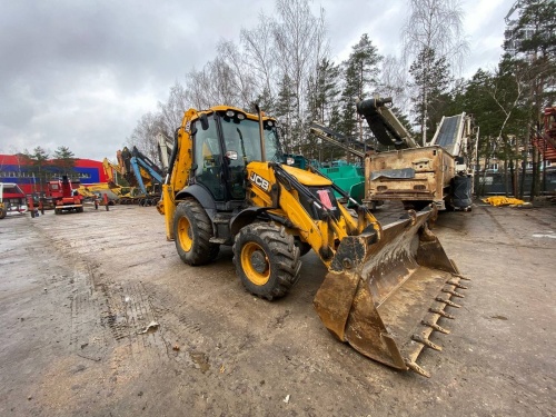 Экскаватор-погрузчик JCB 3CX купить в компании Рабочие Машины