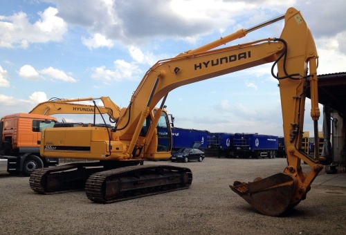 Гусеничный экскаватор HYUNDAI Robex 250LC-7 купить в компании Рабочие Машины