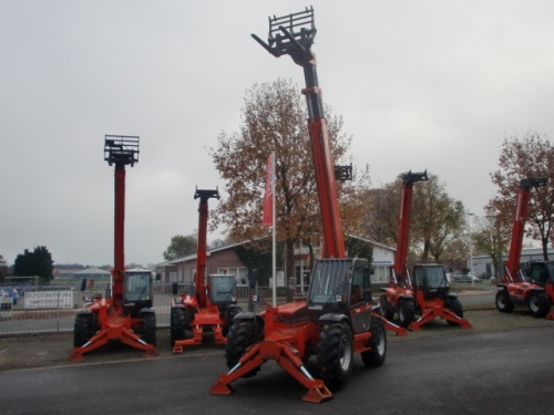 Телескопический погрузчик Manitou 1335 SL купить в компании Рабочие Машины