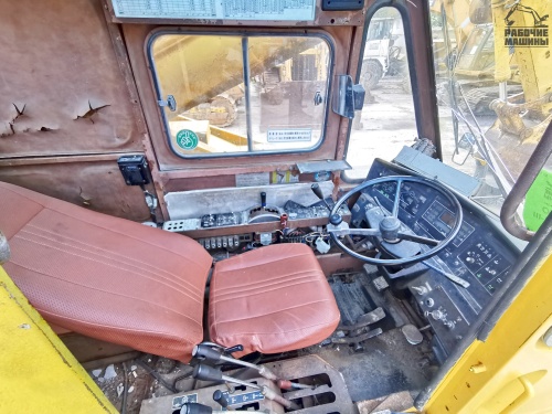 АВТОКРАН ПОВЫШЕННОЙ ПРОХОДИМОСТИ KATO KR-25H-lll купить в компании Рабочие Машины