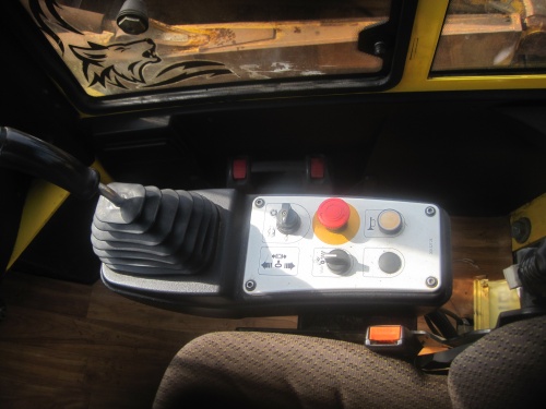Каток BOMAG BW 219 D купить в компании Рабочие Машины
