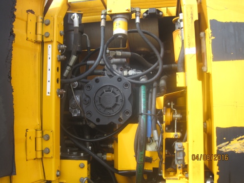 Колесный экскаватор JCB JS175W купить в компании Рабочие Машины