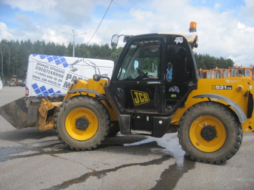 Телескопический погрузчик JCB loadall 531-70 2012 года купить в компании Рабочие Машины