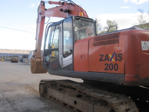 Гусеничный экскаватор HITACHI ZAXIS 200LC-32008 г/в купить в компании Рабочие Машины
