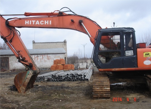 Гусеничный экскаватор HITACHI EX200 LC-3 купить в компании Рабочие Машины