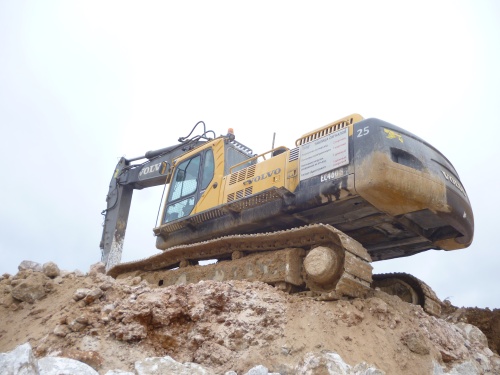 экскаватор гусеничный Volvo  EC460BLC купить в компании Рабочие Машины