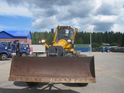Автогрейдер (Грейдер) XCMG GR180 2012 года купить в компании Рабочие Машины