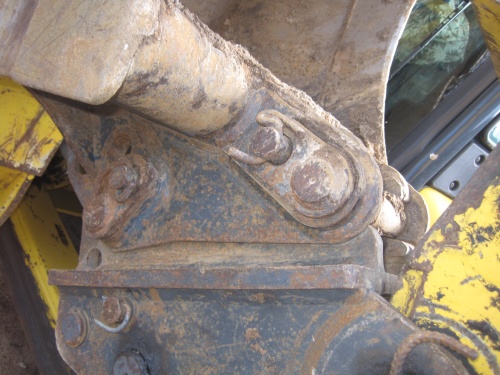 Экскаватор-погрузчик KOMATSU WB93R купить в компании Рабочие Машины