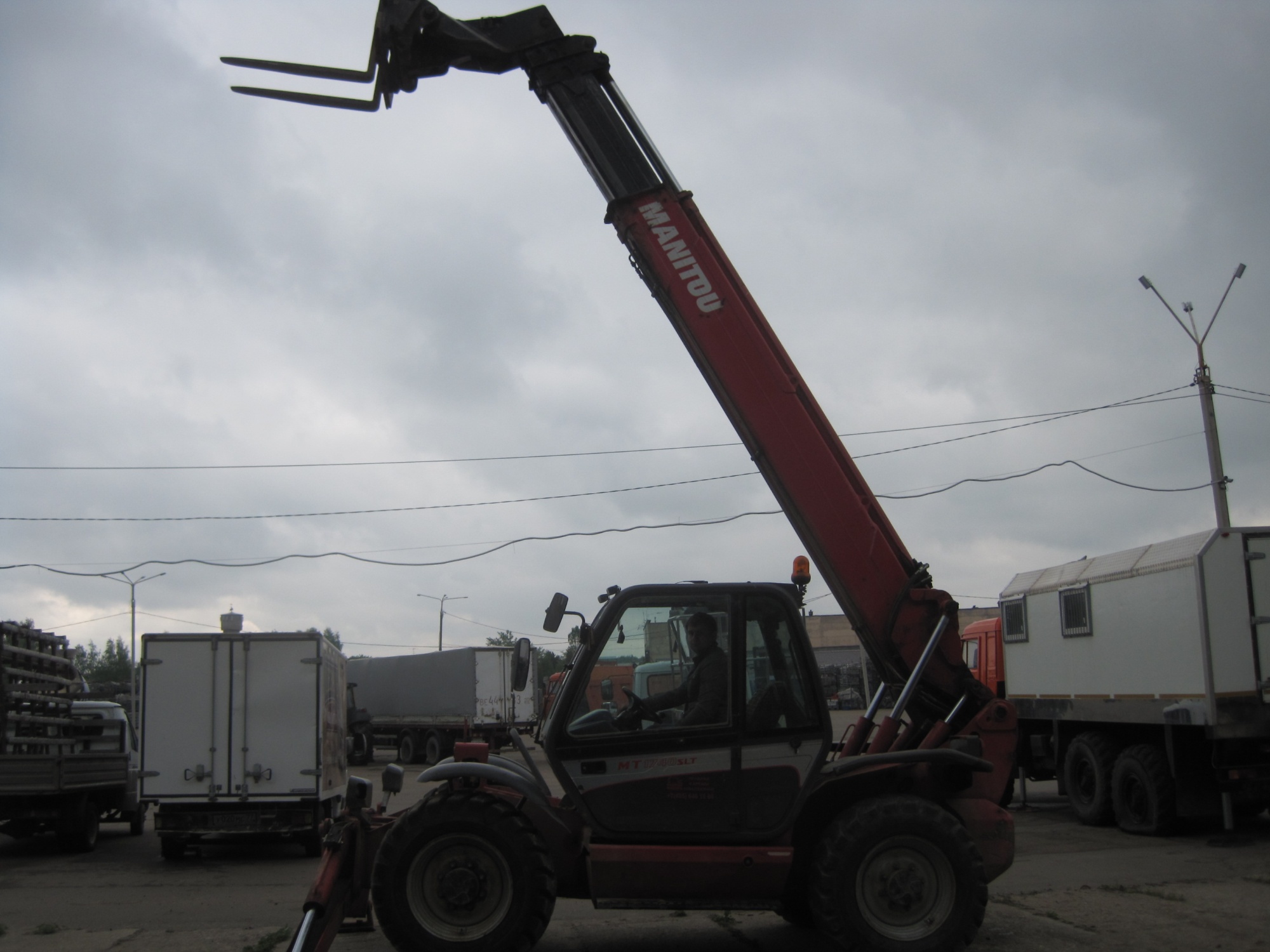Телескопический погрузчик MANITOU MT-X 17.40 SLT купить в компании Рабочие Машины