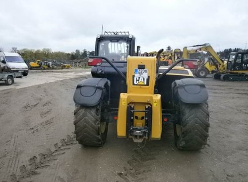 Телескопический погрузчик Caterpillar TH407 купить в компании Рабочие Машины