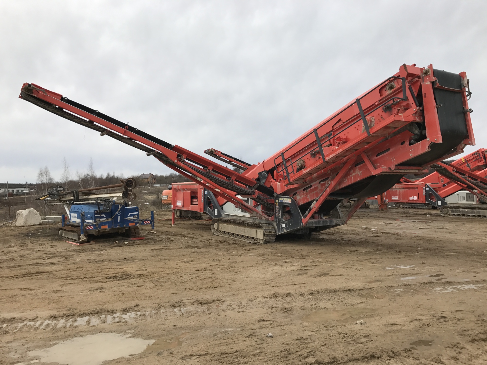 Грохот SANDVIK QA440 (Extec S-6) 2012г купить в компании Рабочие Машины