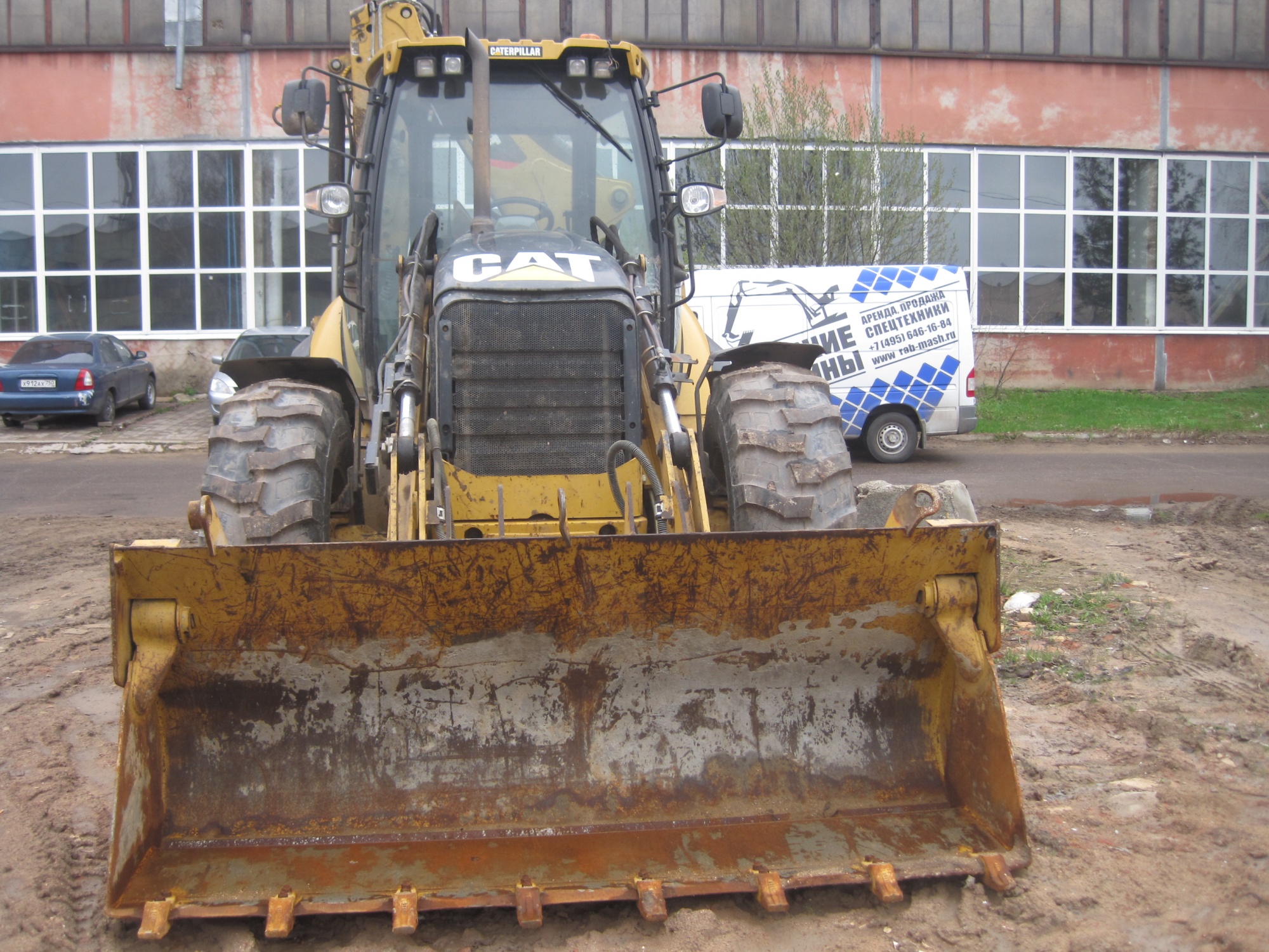 Экскаватор-погрузчик CATERPILLAR 434E купить в компании Рабочие Машины
