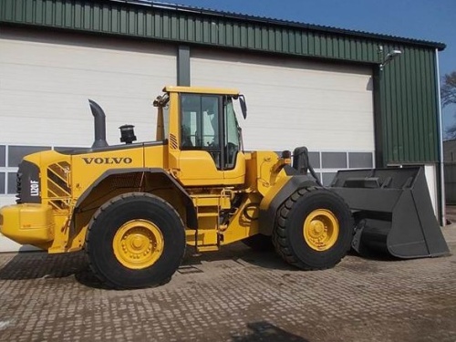 Фронтальный погрузчик Volvo L120F купить в компании Рабочие Машины