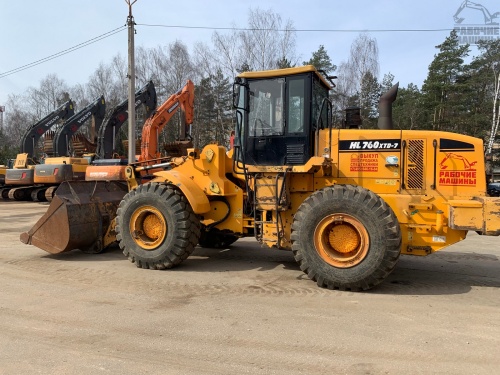 Фронтальный погрузчик Hyundai HL760 купить в компании Рабочие Машины