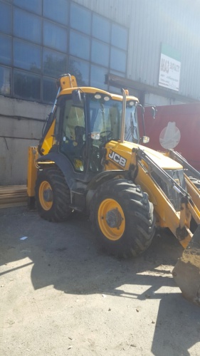 Экскаватор - погрузчик JCB 3CX Super купить в компании Рабочие Машины