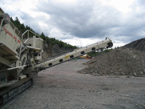 Самоходный грохот Metso ST 620 купить в компании Рабочие Машины